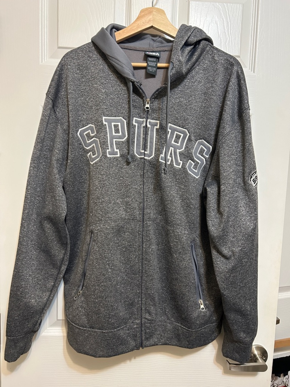 NBA Spurs Dark Gray Full-Zip Hoodie LG